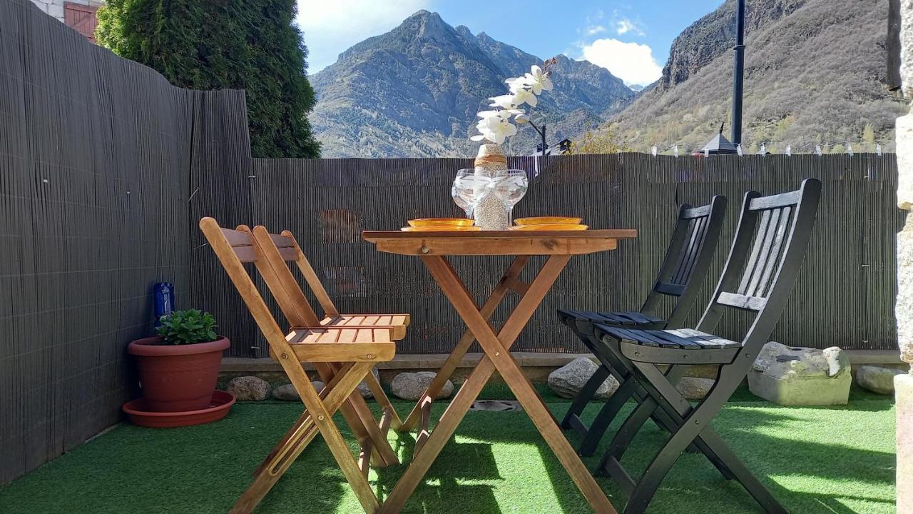 Apartament Pyros De Benas Benasque Zewnętrze zdjęcie